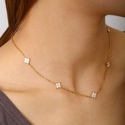 Collier " Trèfle d'Or"